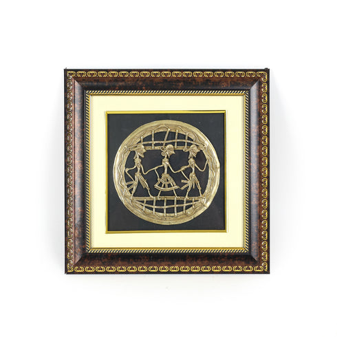 Circular Dhokra Art Tribal Dancing Couple