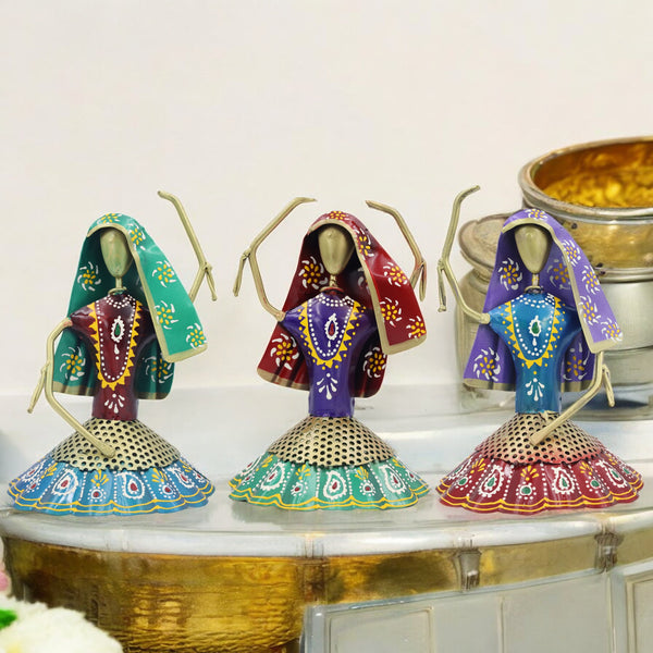 Dancing Ladies Showpiece