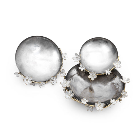 Decorative serving bowls with flower embellishments (Set of 3)