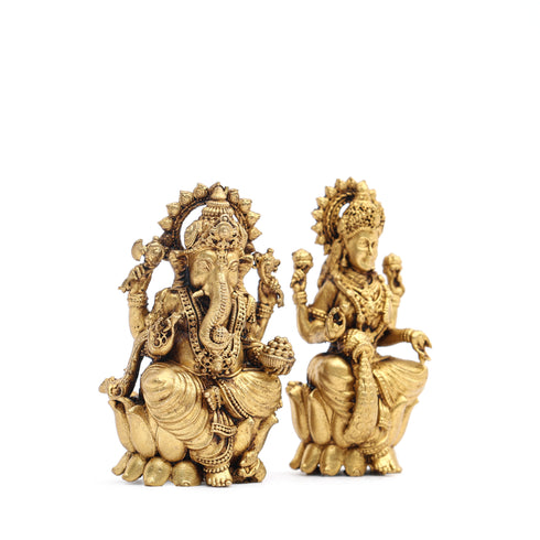 Divine Lakshmi Ganesha Idols – Deity of Wisdom and Prosperity