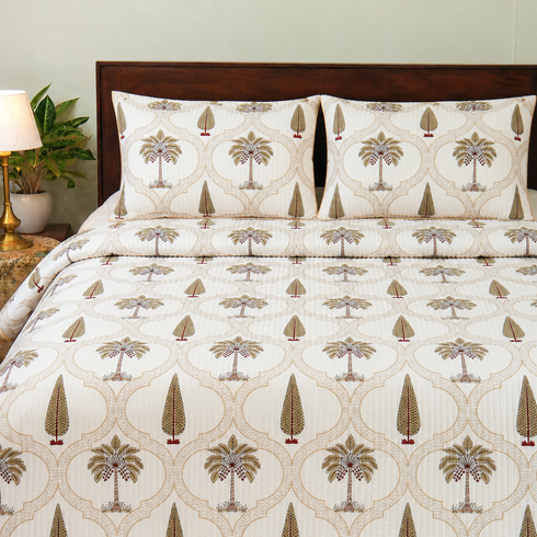 Handcrafted Leaf Lattice Cotton King Size Bedsheet, Pillow Cover & Dohar (4-piece set)