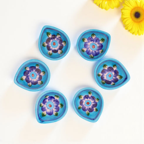 Handcrafted Turquoise Blue Blue Pottery Diyas Set - Leaf-Shaped