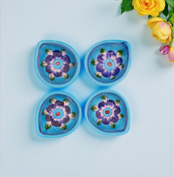 Handcrafted Turquoise Blue Blue Pottery Diyas Set - Leaf-Shaped