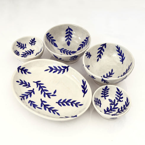 Indigo Leaf Motif Serving Set – Jaipur Blue Pottery Elegance for Everyday Charm