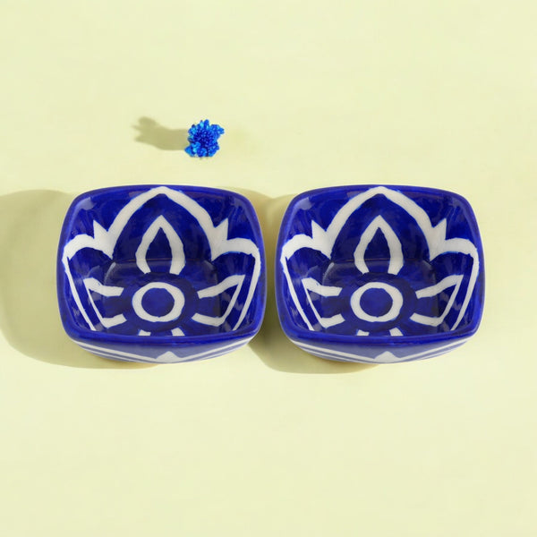 Set of 2 Floral Pattern Blue Pottery Bowls—Blue—4”