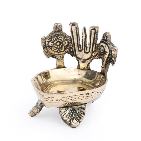 Shankh Chakra Namah Brass Diya – Spiritual Décor Item