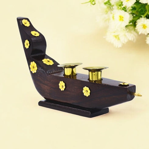 Traditional Snake Boat Candle Holder