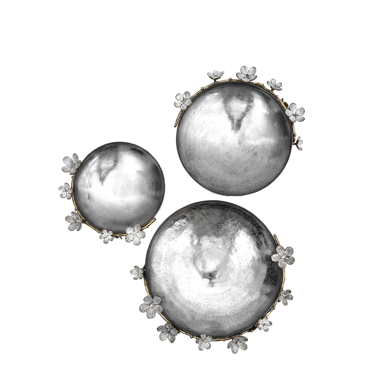 Decorative serving bowls with flower embellishments (Set of 3)
