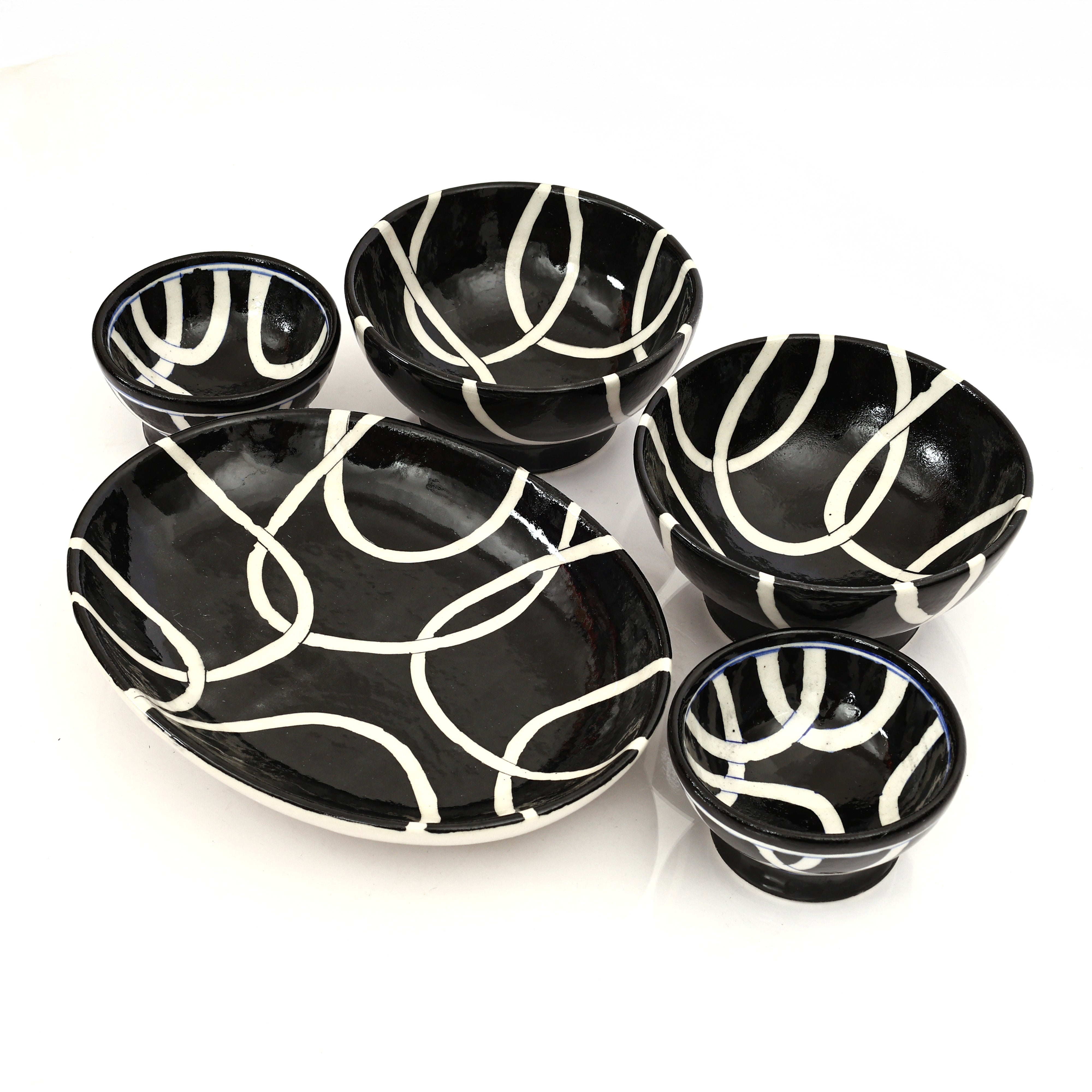 Handcrafted Black & White Blue Pottery Bowl & Plate Set – Modern Jaipur Art