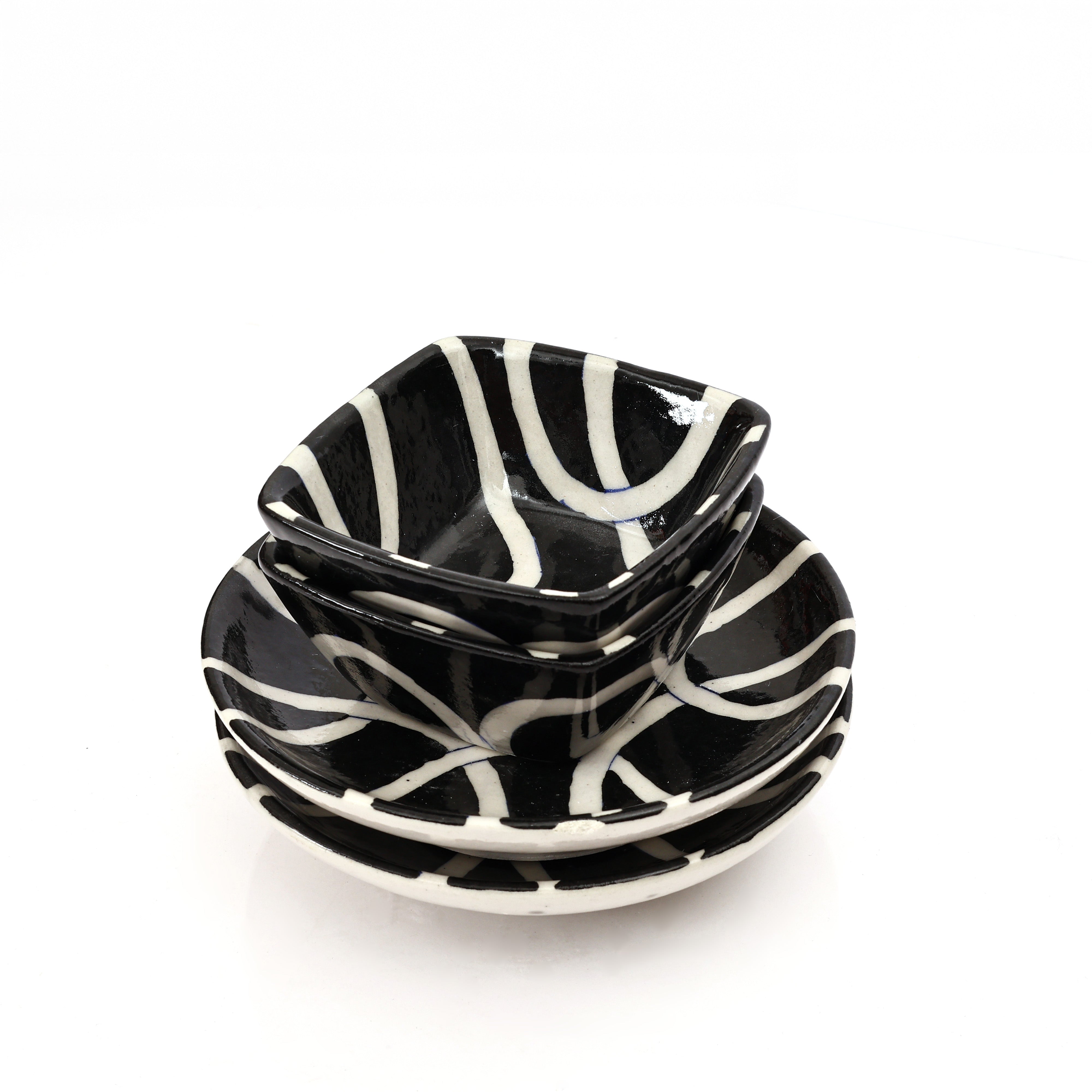 Handcrafted Jaipur Blue Pottery Plate & Bowl Set - Black & White Geometric Serveware for Dining & Gifting