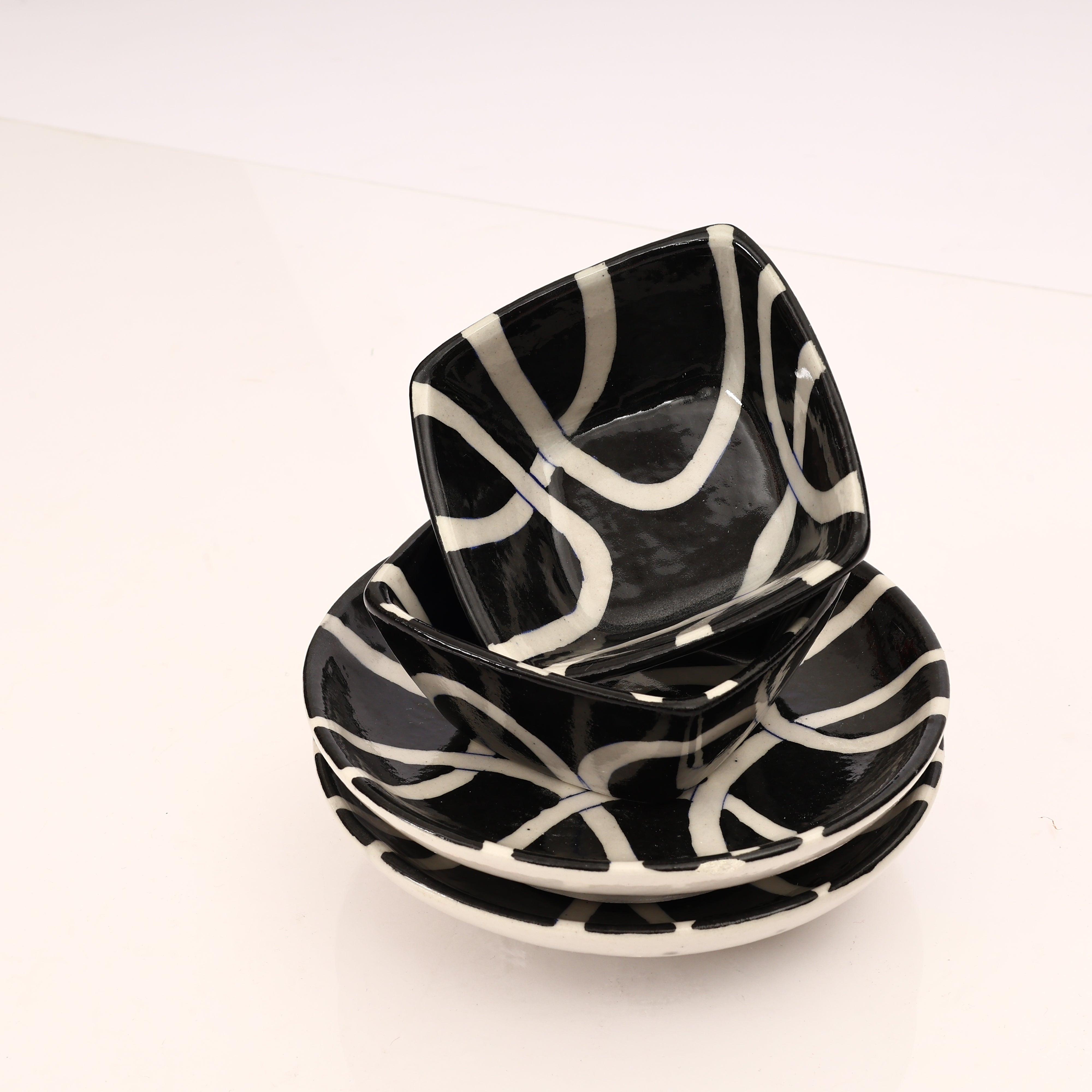 Handcrafted Jaipur Blue Pottery Plate & Bowl Set - Black & White Geometric Serveware for Dining & Gifting