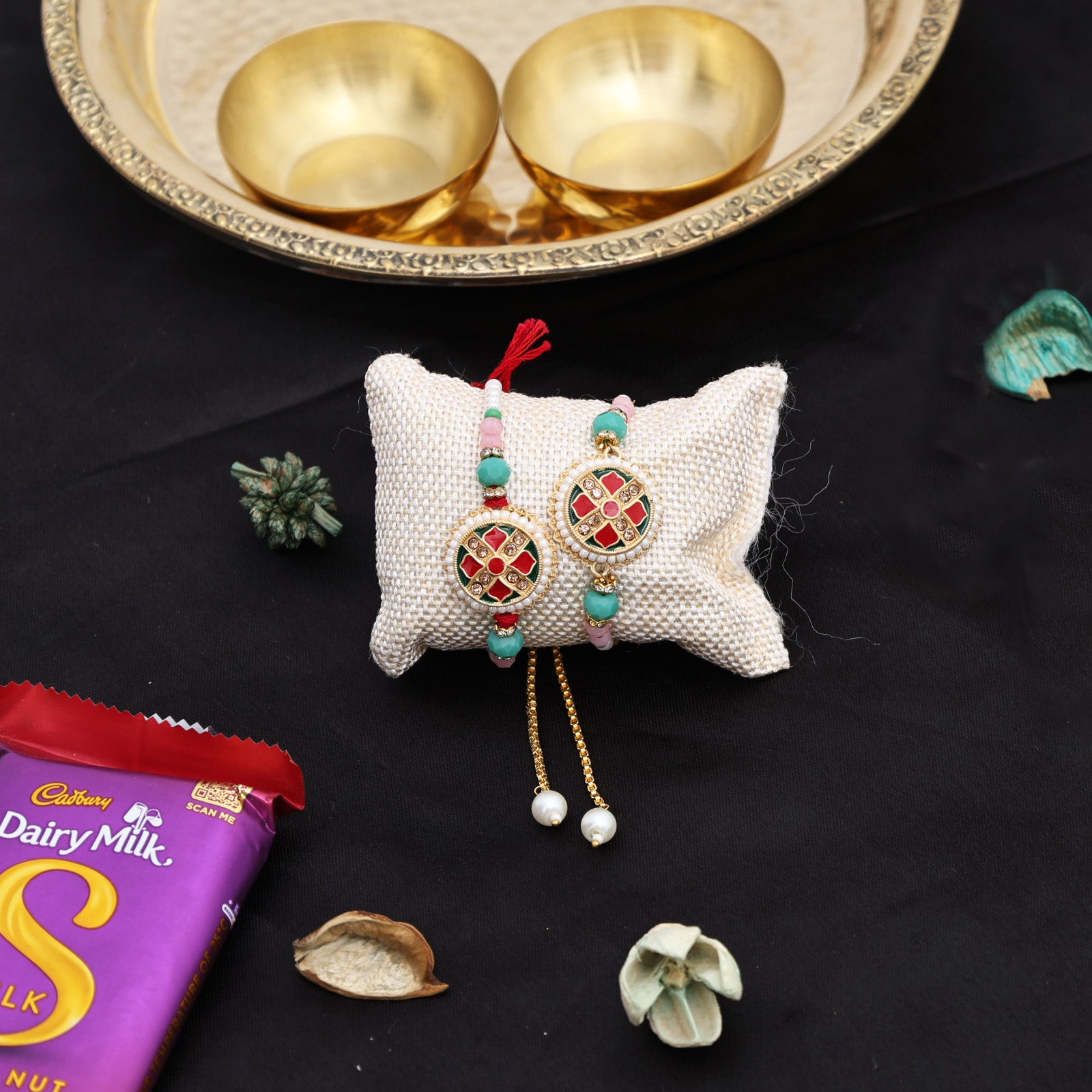 Brass Thali with Katori Set– Rakhi for Bhai-Bhabhi (Multicolor - Pair)