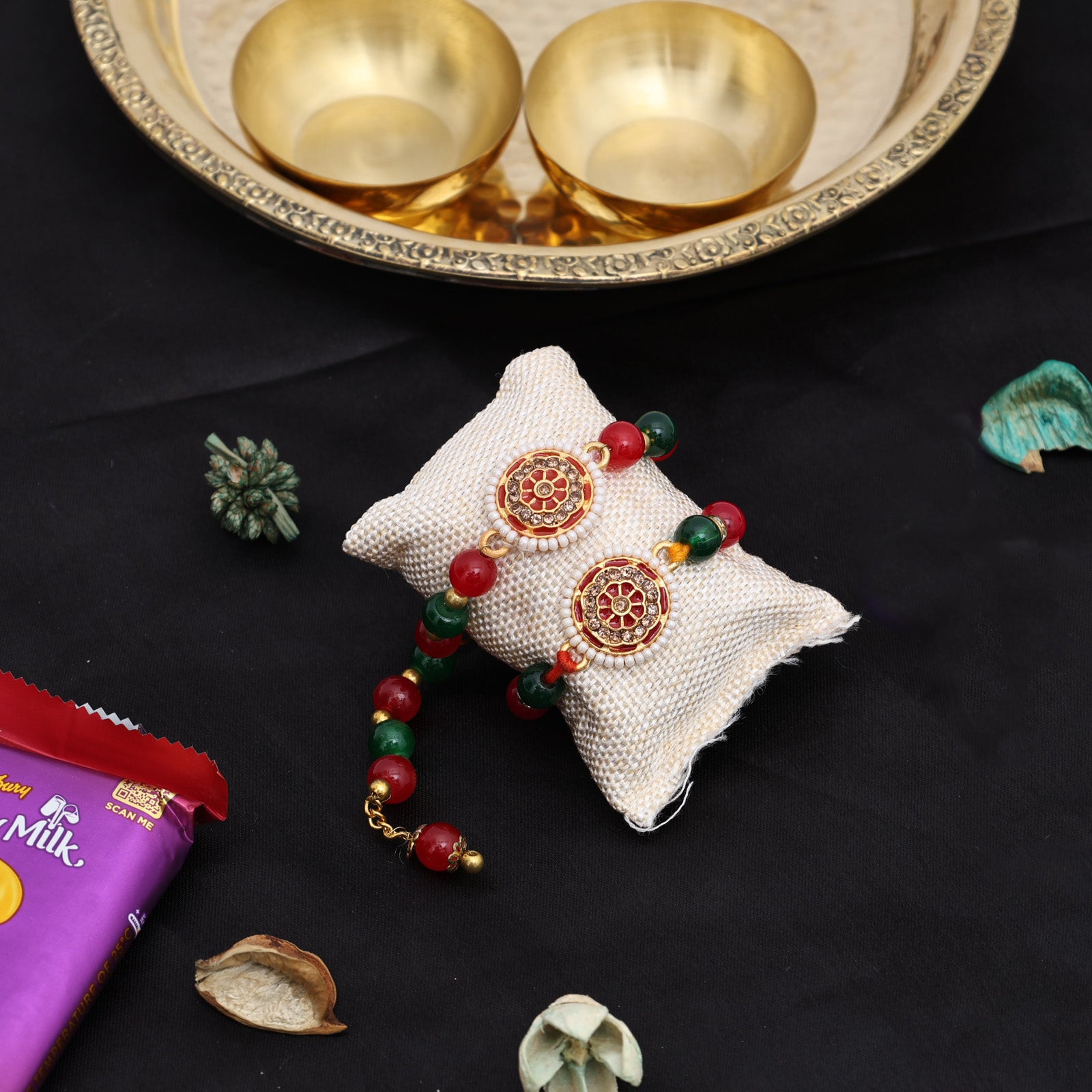 Brass Thali with Katori Set– Rakhi for Bhai-Bhabhi (Red - Pair)