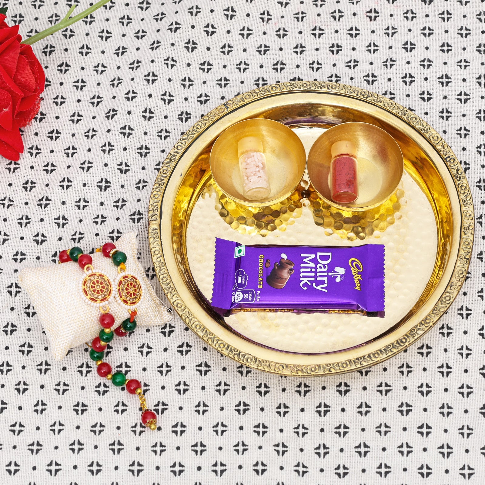 Brass Thali with Katori Set– Rakhi for Bhai-Bhabhi (Red - Pair)