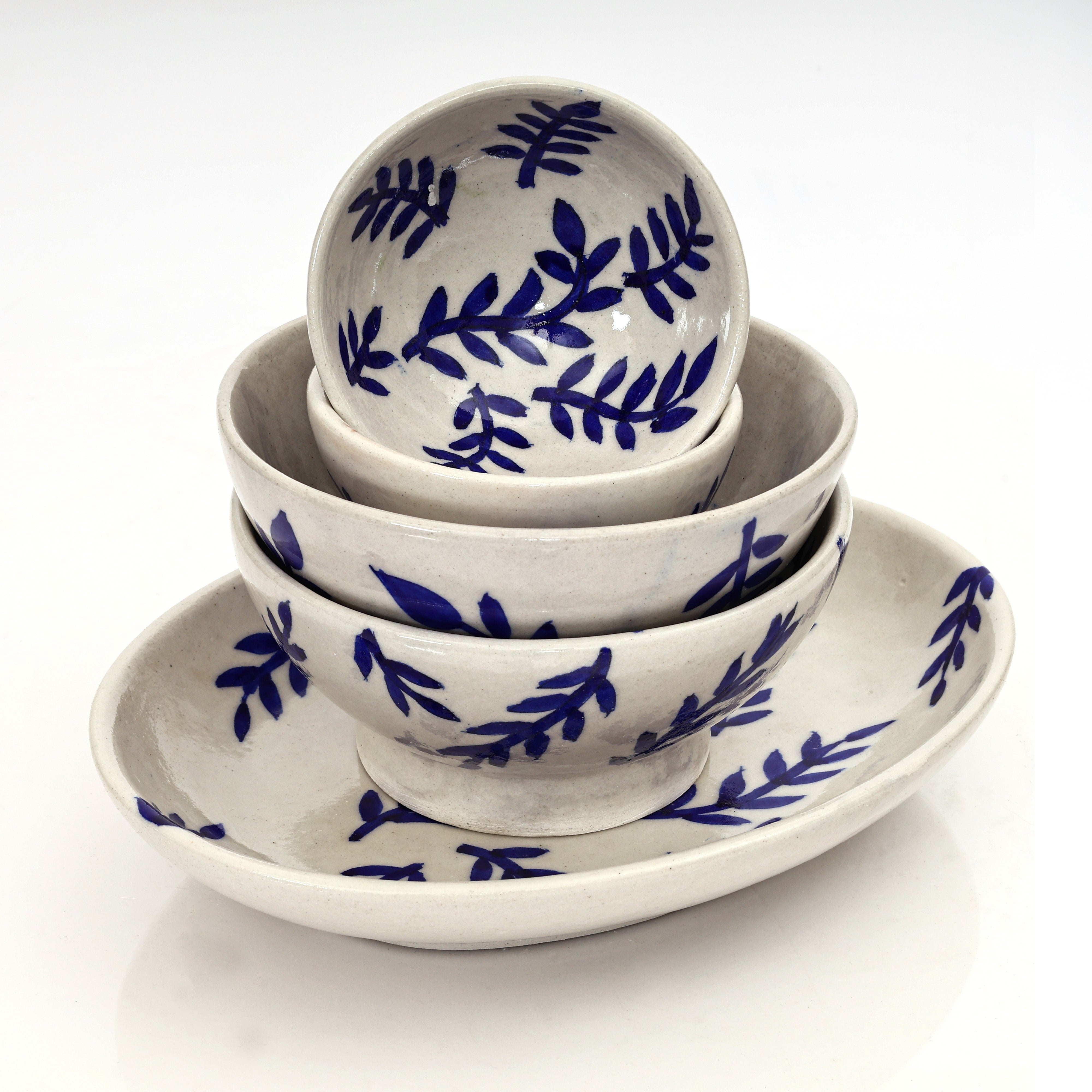 Indigo Leaf Motif Serving Set – Jaipur Blue Pottery Elegance for Everyday Charm