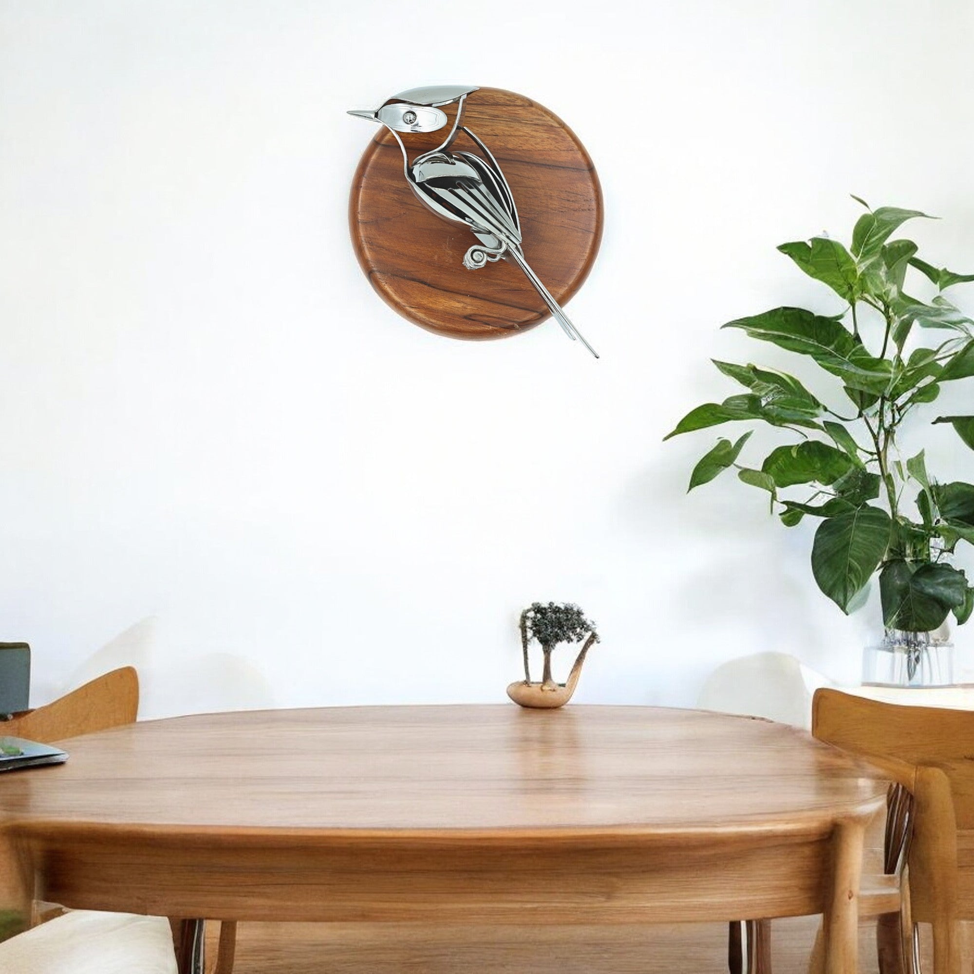 Natriel Artistic Bird Showpiece